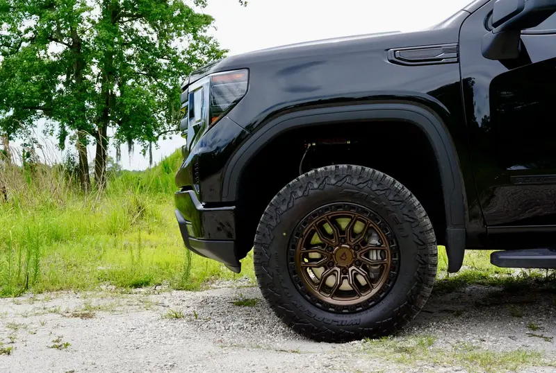 17X9.0 Arena Hustle Smoked Bronze Center Satin Black Lip 5
