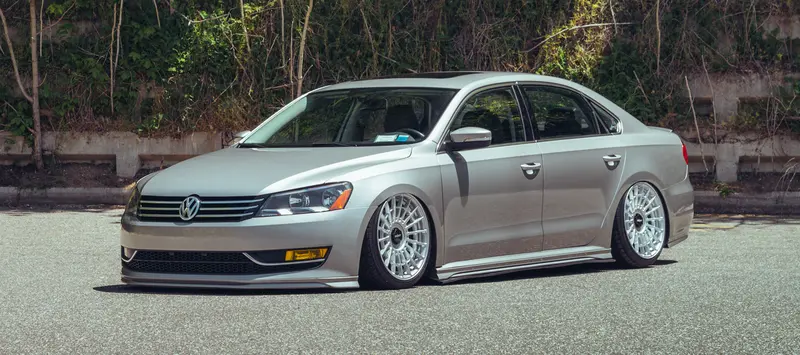 18X8.5 Rotiform Las-R Gloss Silver 2