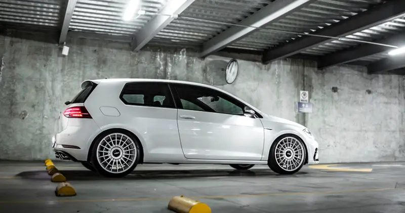 18X8.5 Rotiform Las-R Gloss Silver 3