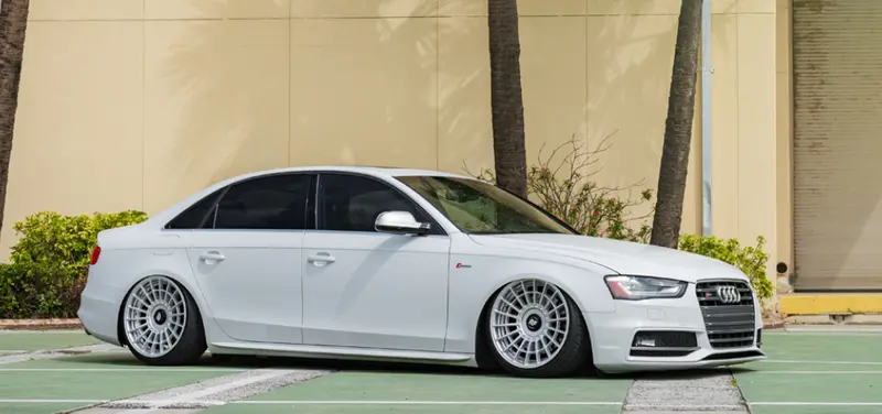 19X8.5 Rotiform Las-R Matte Black 4