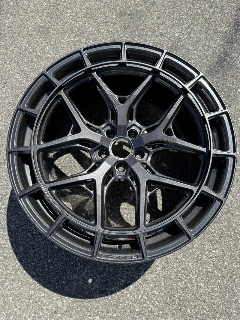 22X9.0 Vossen Hfx-1 / Anthracite 1