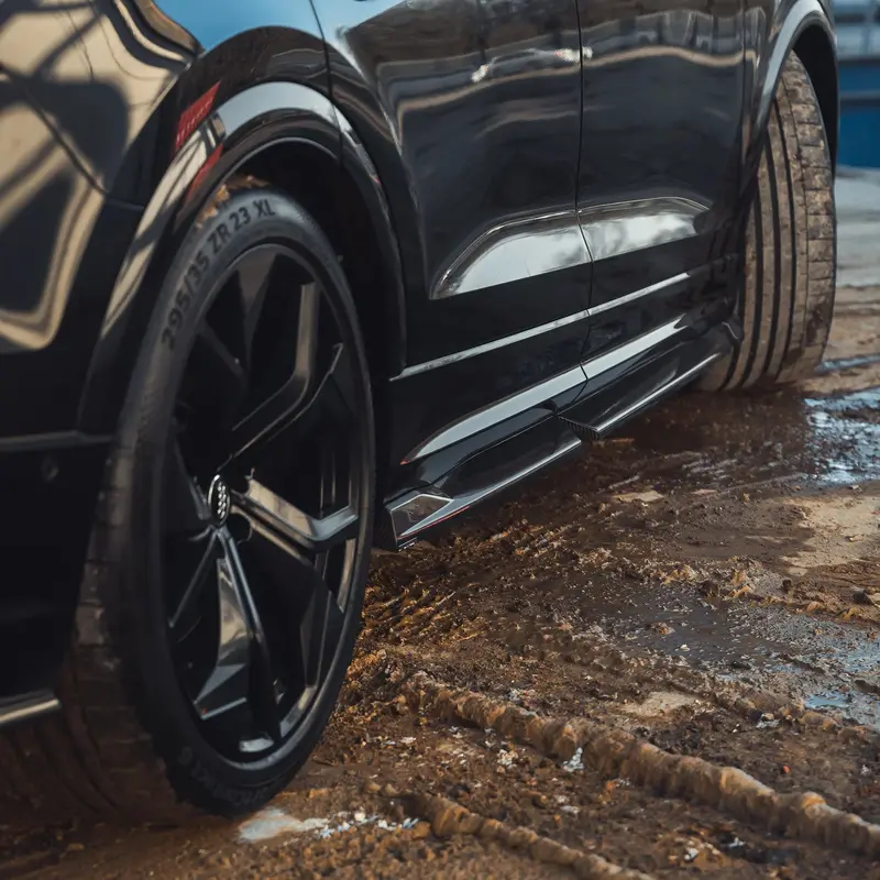 Audi Rsq8 4M Pre-Preg Carbon Fibre Side Skirts (2019-2024) 1