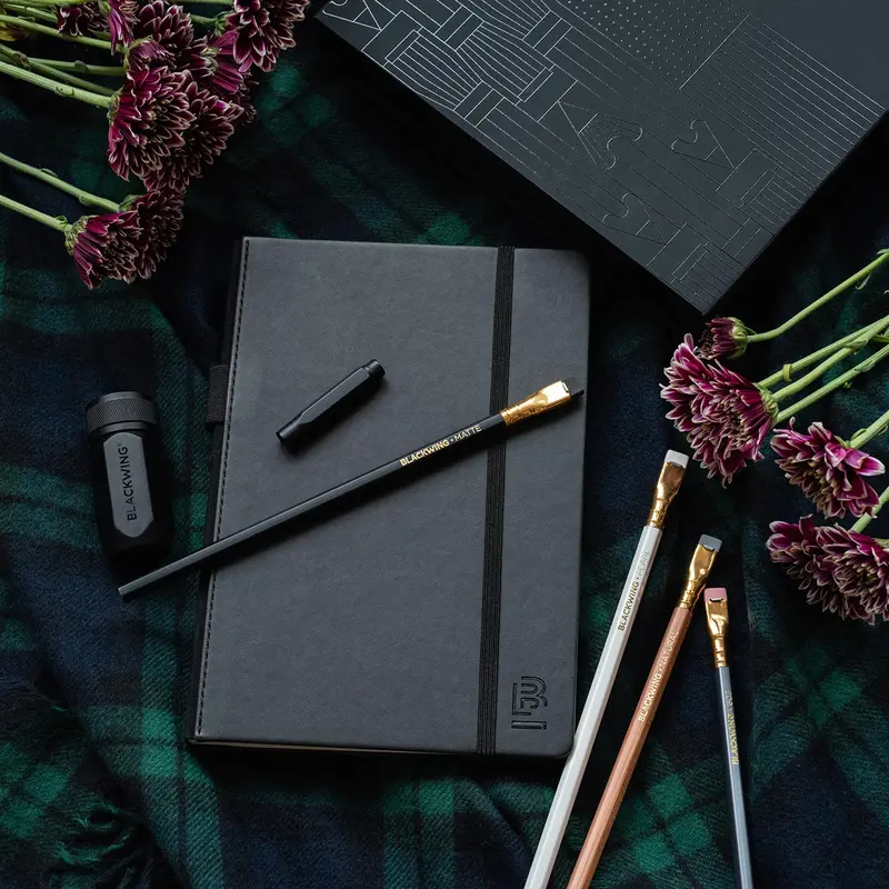 Blackwing Essentials Set With Notebook 1