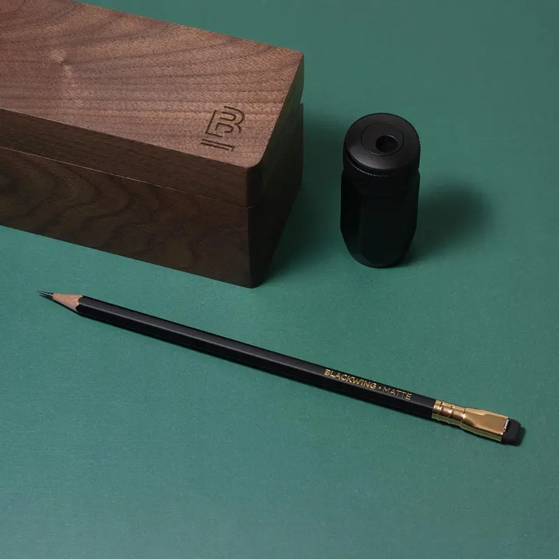 Blackwing Walnut Pencil Box Gift Set 2