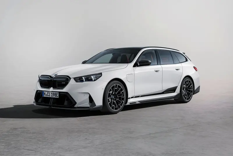 Bmw M5 G90 G99 Genuine M Performance Carbon Fibre Side Skirts (2024+) 1