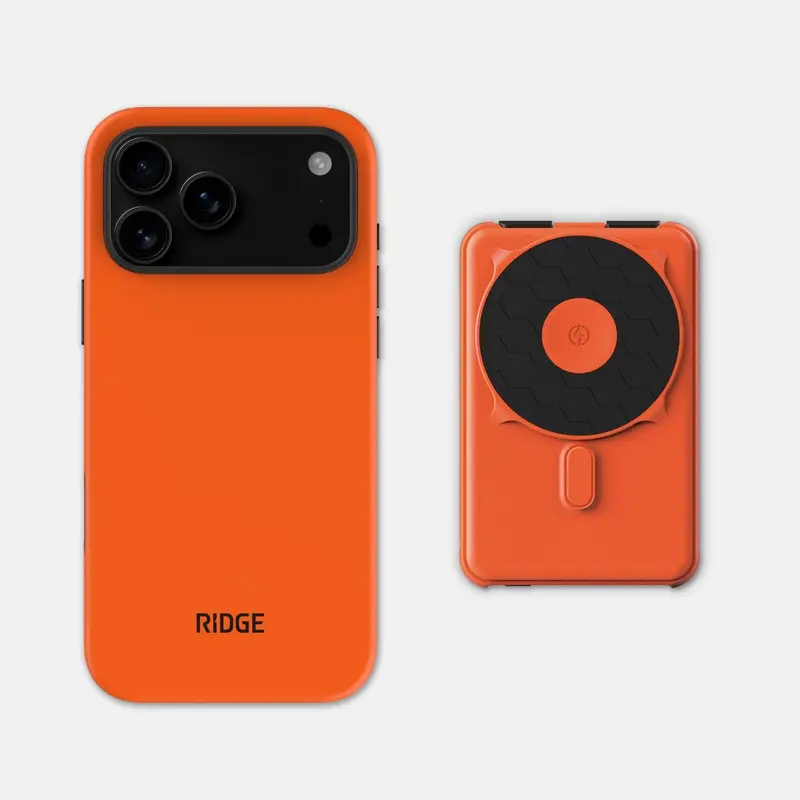 Everyday Charging Kit - Iphone 17 Pro Max - Basecamp Orange 1