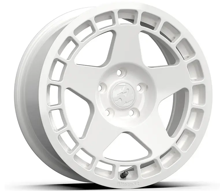 Fifteen52 Turbomac 18X8.5 5X114.3 30Mm Et 73.1Mm Center Bore Rally White Wheel 1