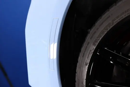 Ind G87 M2 Painted Front Reflector Set 2