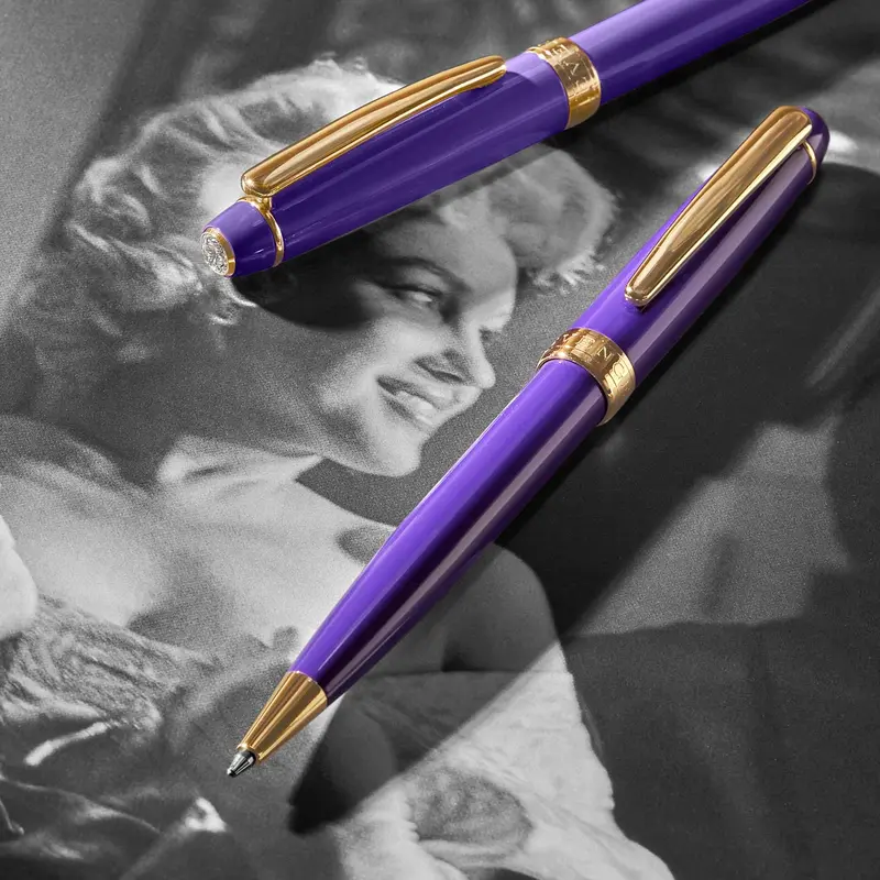 Marilyn Monroe Showgirl Pen 1