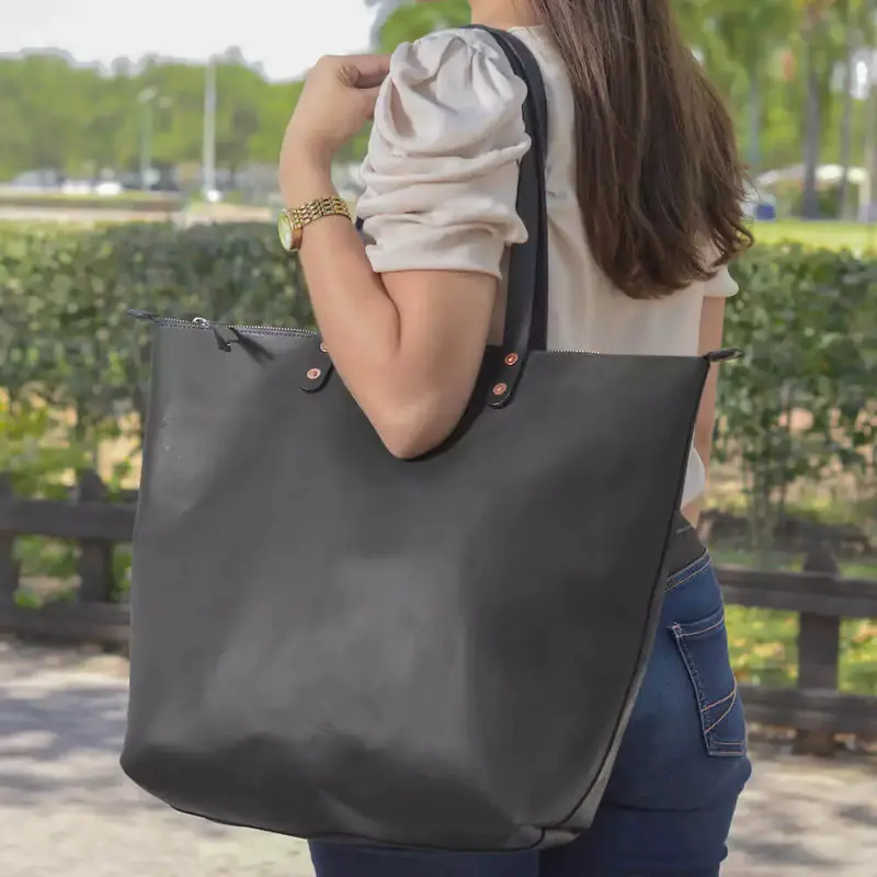 Mission Mercantile Leather Goods - Eden Oversized Leather Zip Tote Bag 2