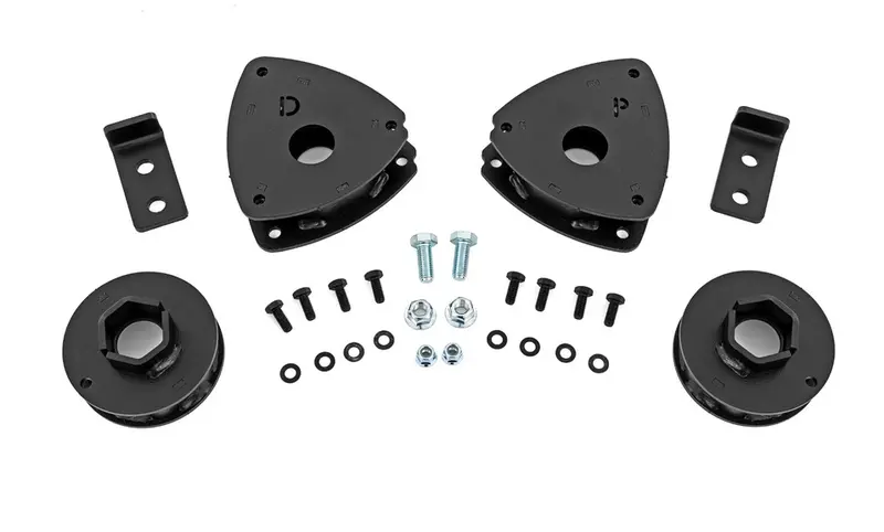 Rough Country 1.5" Lift Kit 2022-2024 Mitsubishi Outlander 1