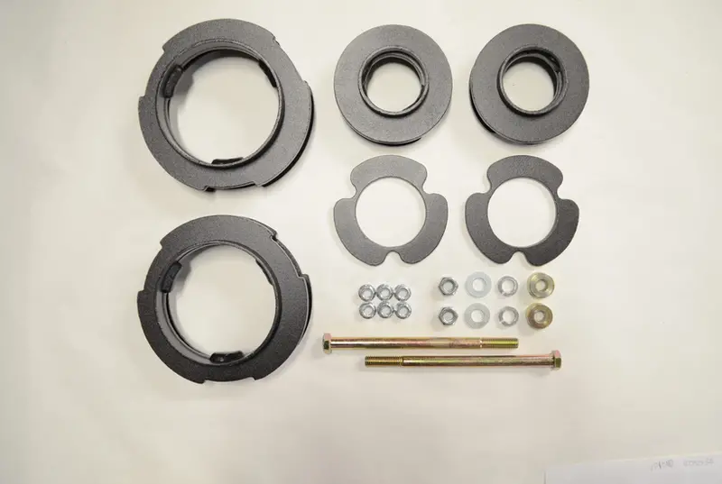 Traxda Level Kit 2001-2007 Toyota Sequoia 4X4/4X2 - 3" Front / 1.5" Rear 1