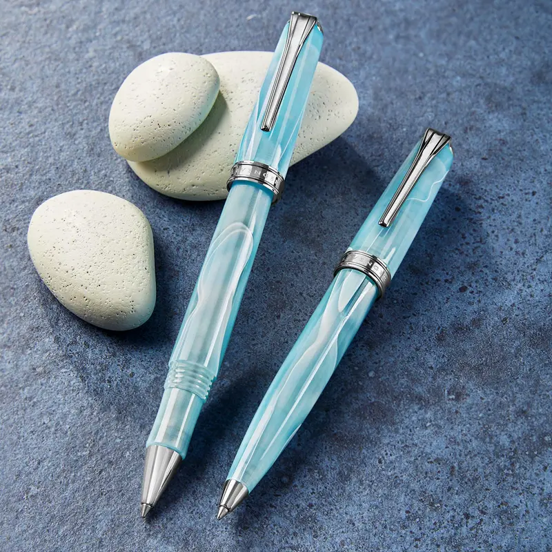 True Writer Classic Larimar Blue Pen 2