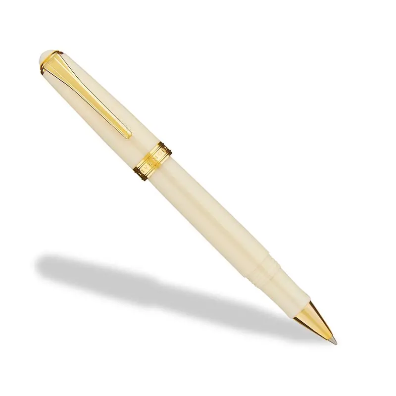 True Writer Classic Pen With Gold 1