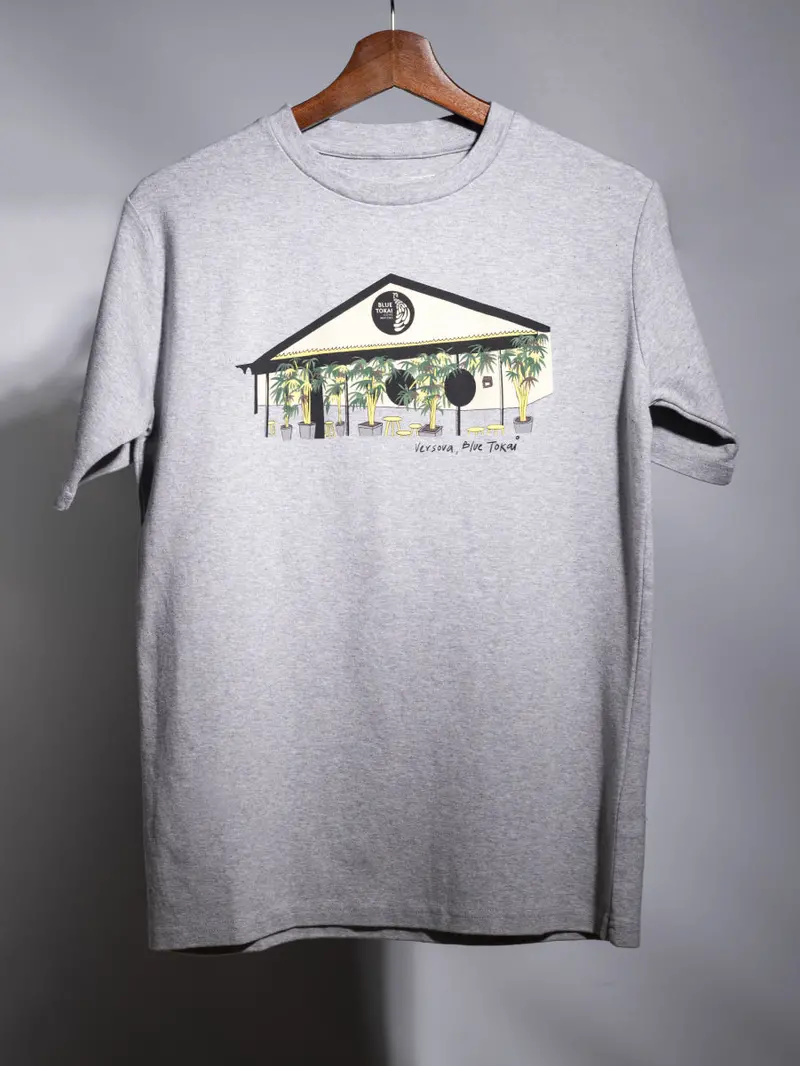 Versova Cafe Tee (Grey) 1
