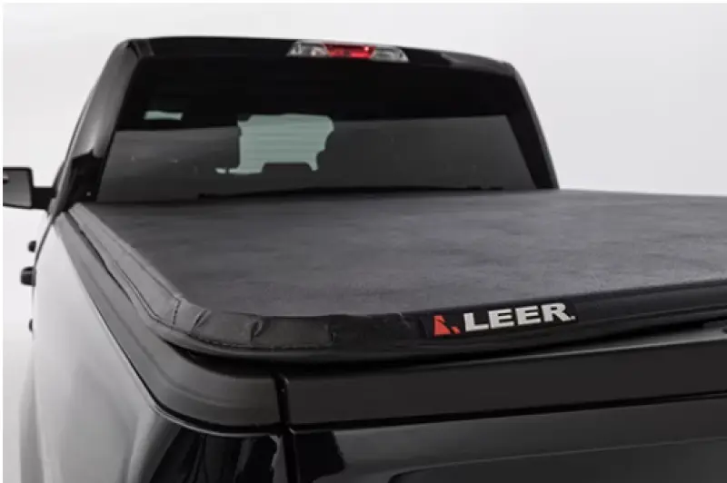 Leer Latitude Folding Tonneau Cover For 2015+ Chevrolet Colorado & Gmc Canyon – Compact 6'2" Standard-Bed Design 1
